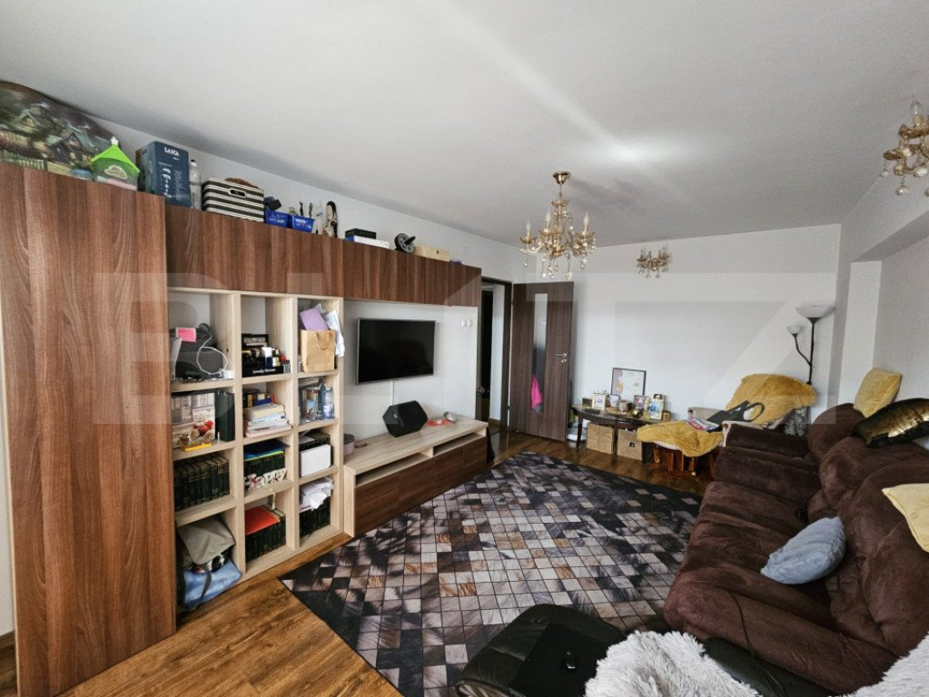 Apartament, 3 camere, 79mp, zona Garii