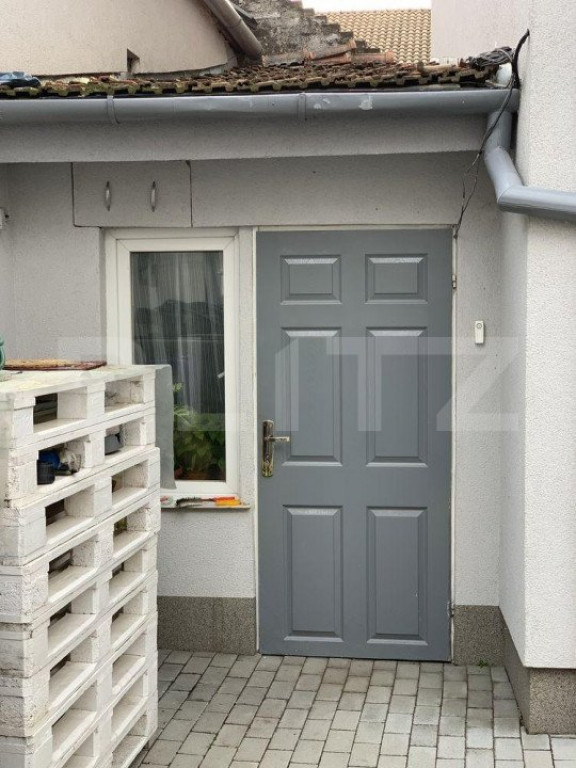 Casa 8 camere 232 mp zona Mehala