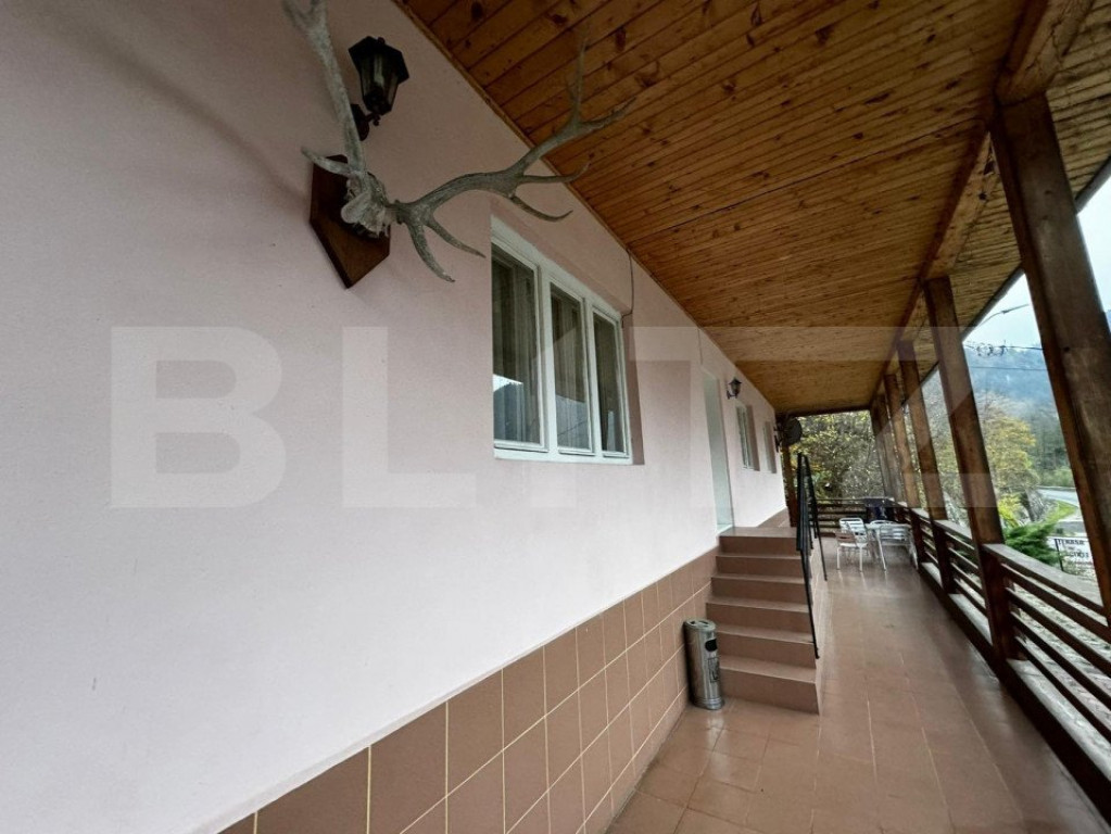 Casă cu 240mp utili, teren, 955 mp zona Mărtinie - Transal