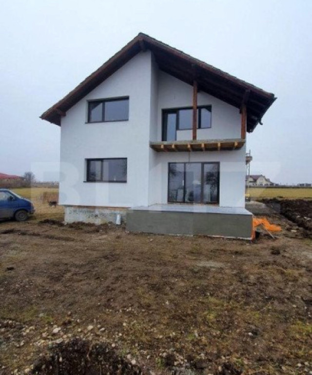 Casa spatioasa 4 camere, 136mp utili, 520 teren, finisata, i