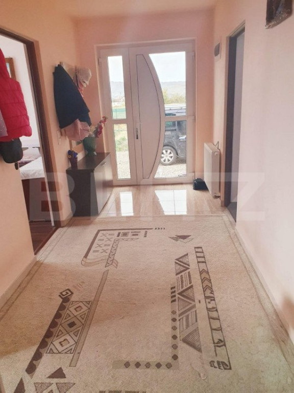 Casa De Vanzare 120 mp utili, 8 ari de teren, Jelna