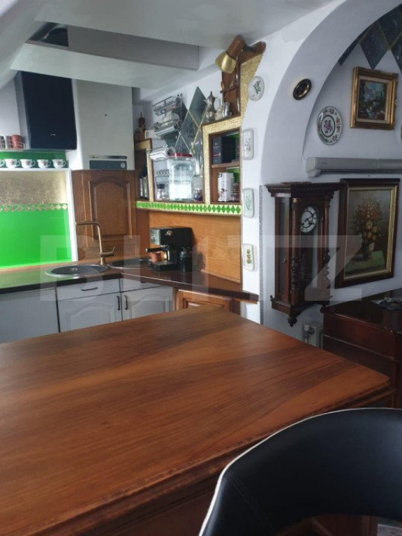 Garsoniera, 38 mp,decomandata, parcare, zona C.R Vivu