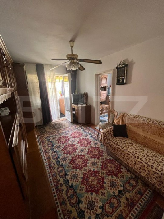 Apartament de vanzare , 49 mp , Zona Micro 15