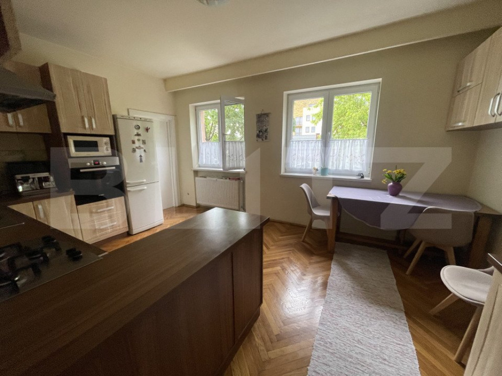 Casa 150 mp utili , 1200 mp teren pe Strada Balta Blonda