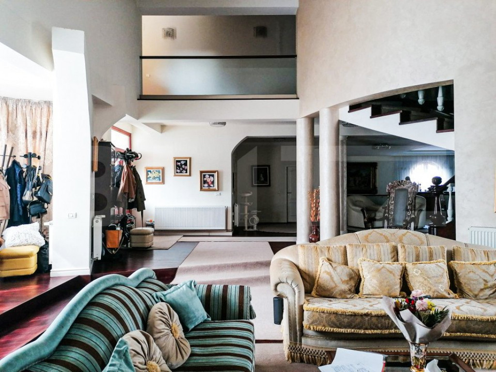 Casa 6 camere, Su= 660 mp, St= 2390mp, zona Braytim-Groculu