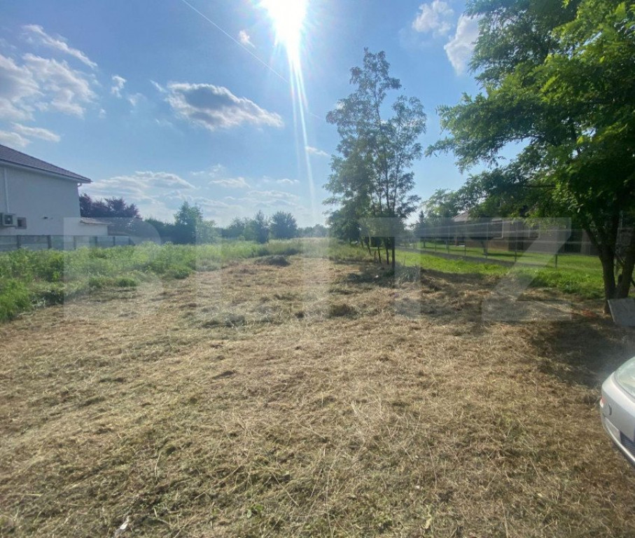 Blitz oferă spre vânzare un teren intravilan 20 ari cu fro