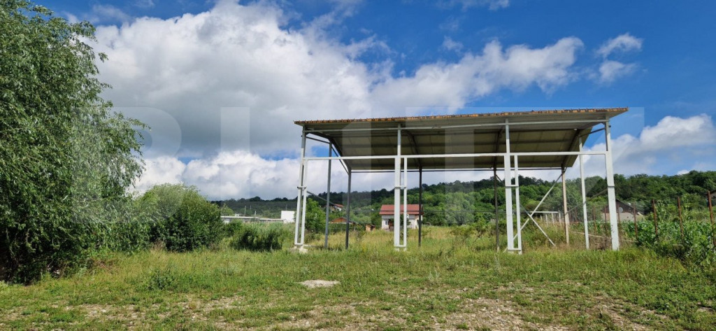 Teren extravilan, Hala 100 mp, teren 600 mp, acces facil, Zo