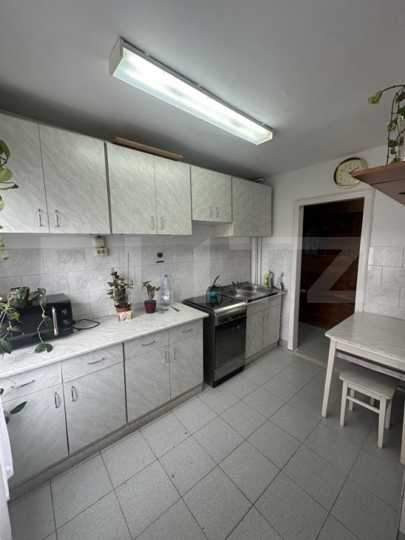 Apartament cu 2 camere , 40 mp , Bld 1 Decembrie 1989