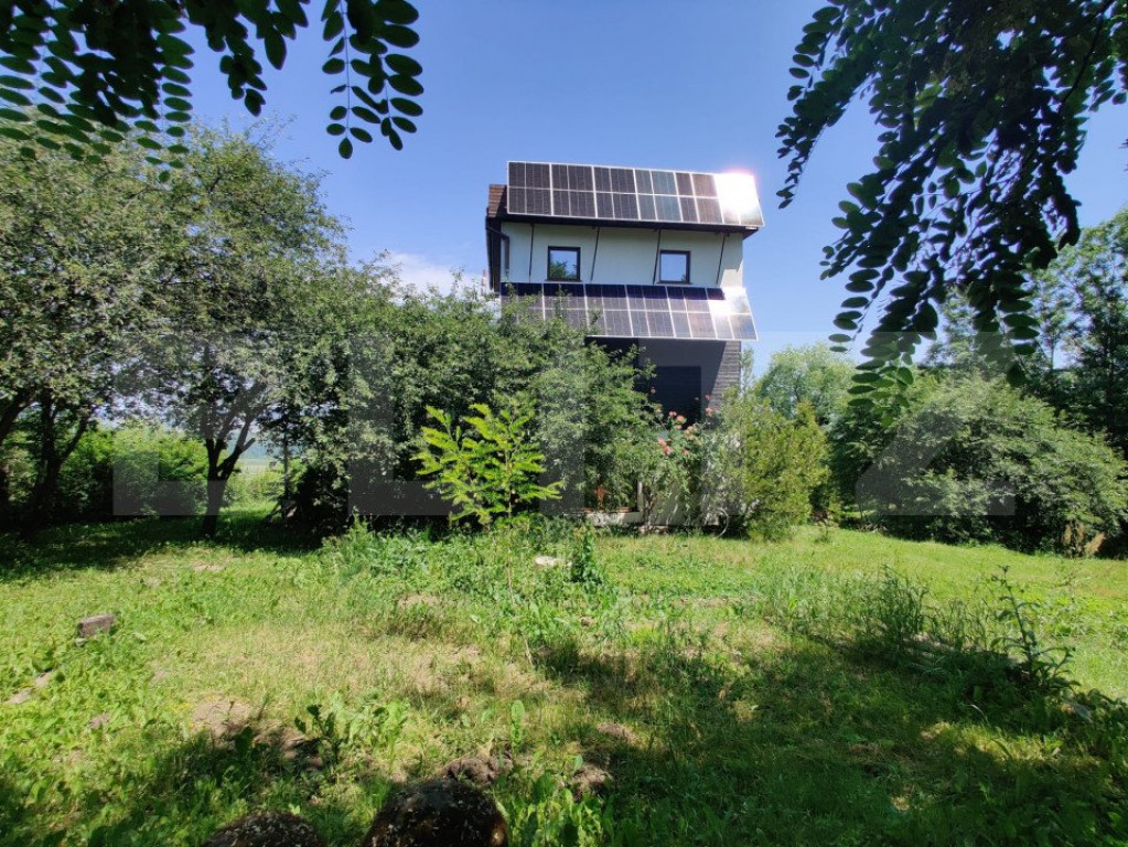 Casa unica 300 mp utili, teren 2325 mp, zona sat Gheorghieni