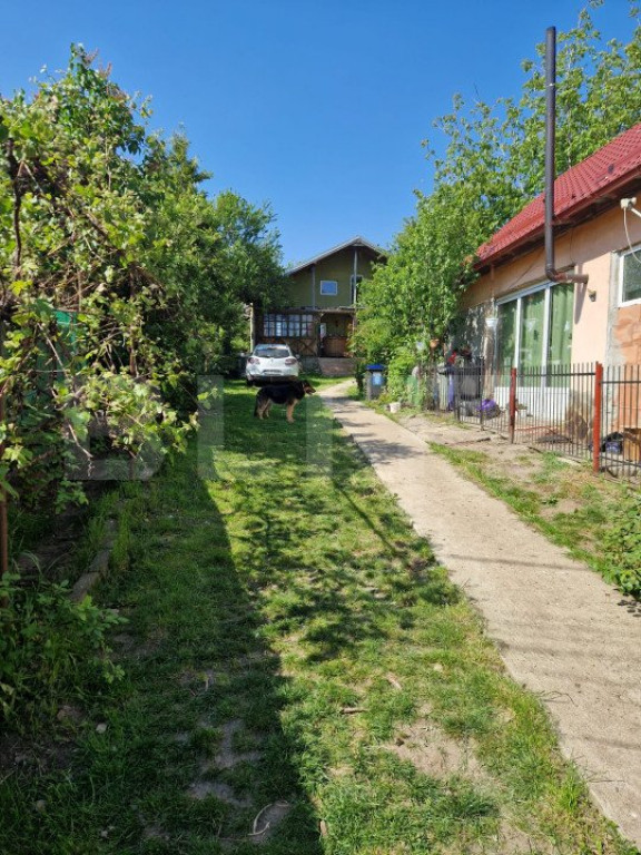 Casa structura lemn, teren 1800mp , zona Bod