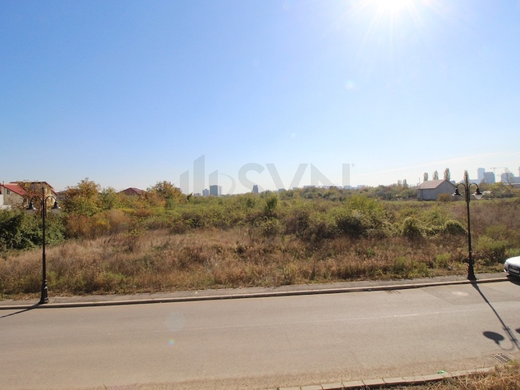 Teren 28800 mp - pretabil cartier rezidential Campul Pipera