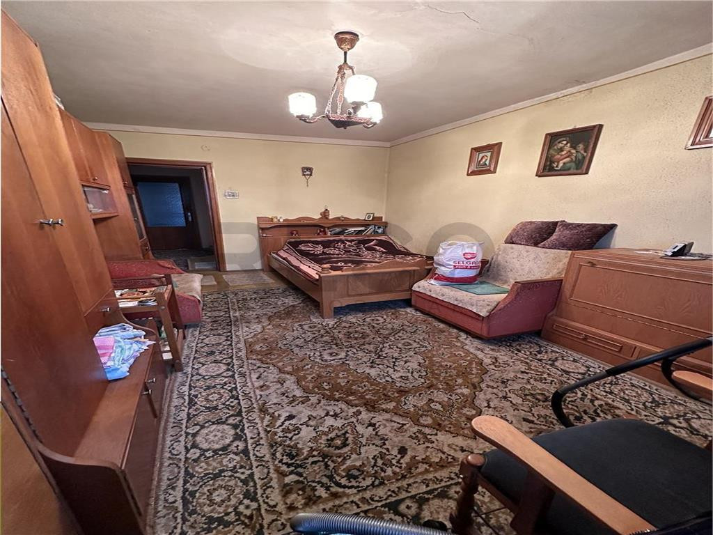 RECO Apartament 4 camere, zona Iosia