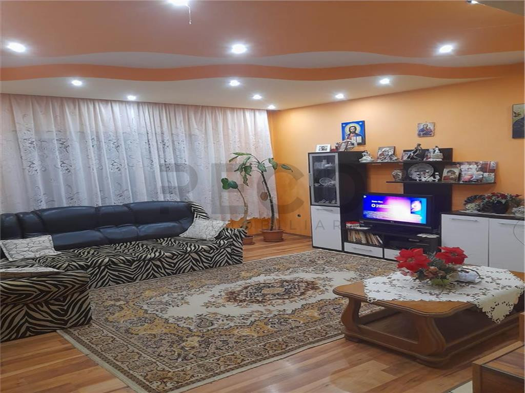 RECO Casa zona de dealuri,Oradea