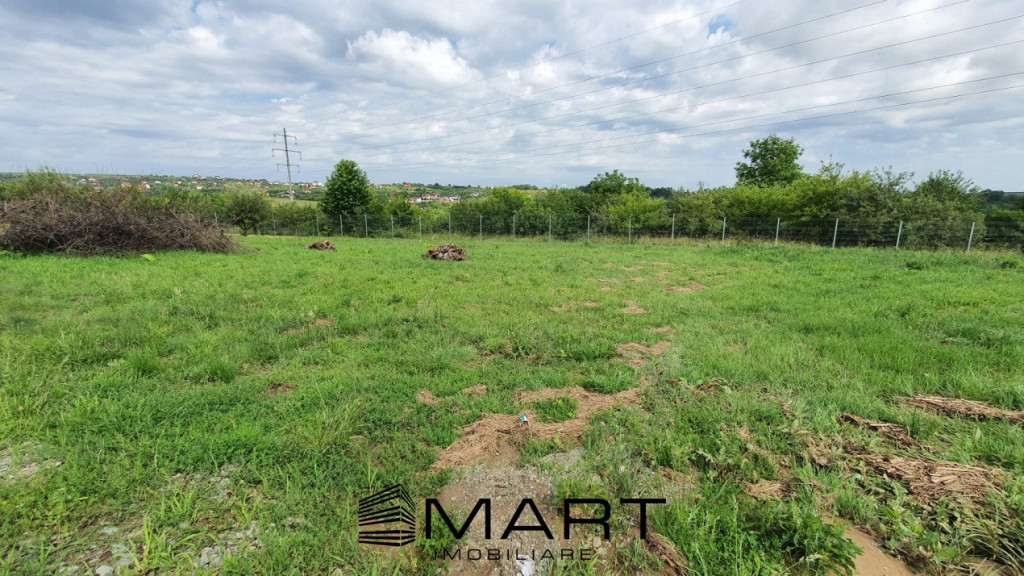 Teren intravila 930 mp la intrare in Daia