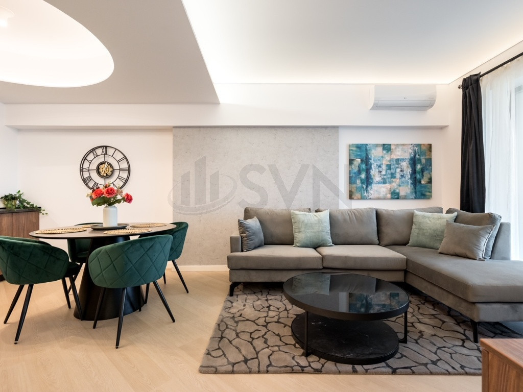 Apartament 3 camere - Cortina North - Loc de Parcarre - Boxa