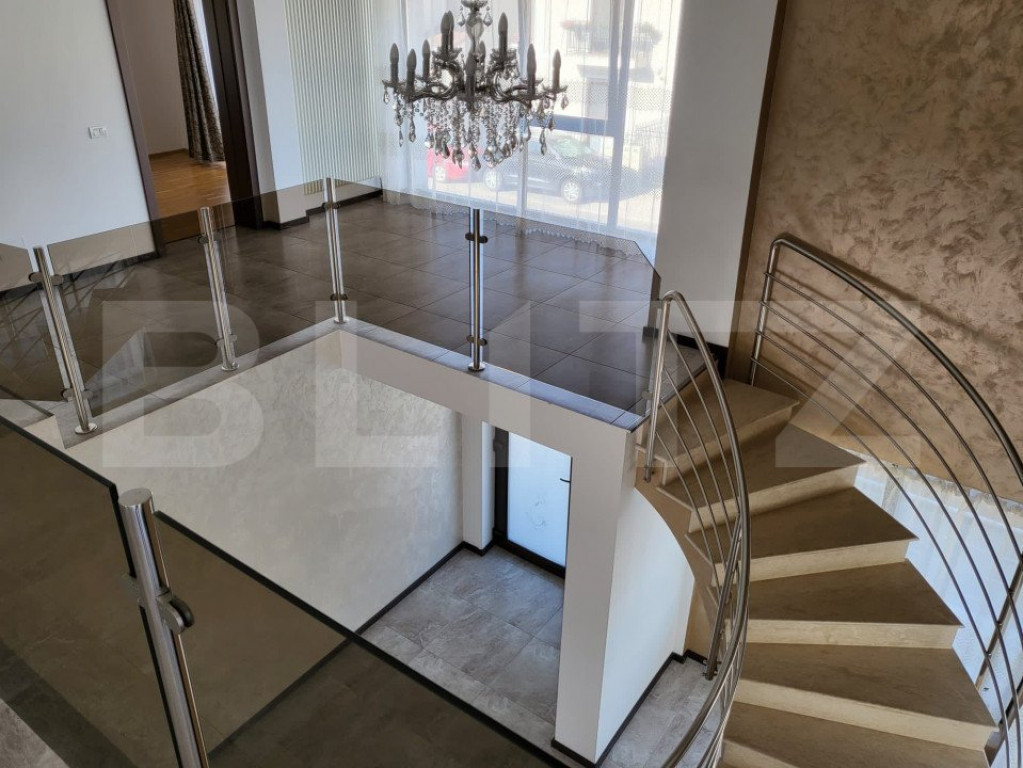 Casa individuala de lux, zona Aradului, suprafata 436 mp, 26