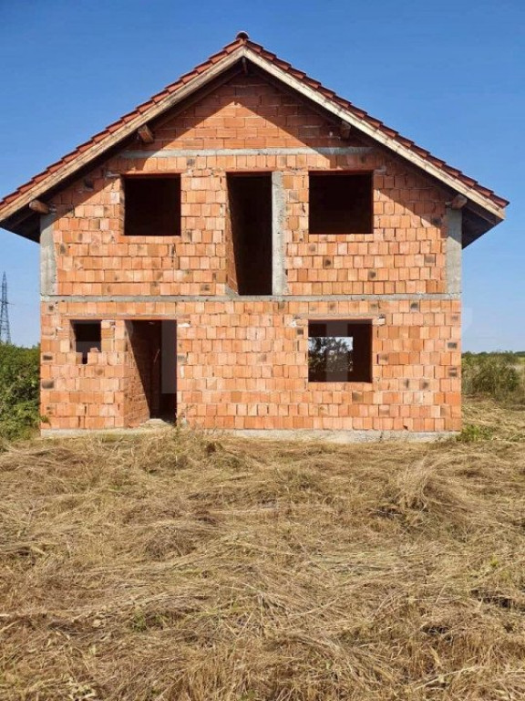 Casa de vanzare / zona Lazuri / in apropriere de centura Sat