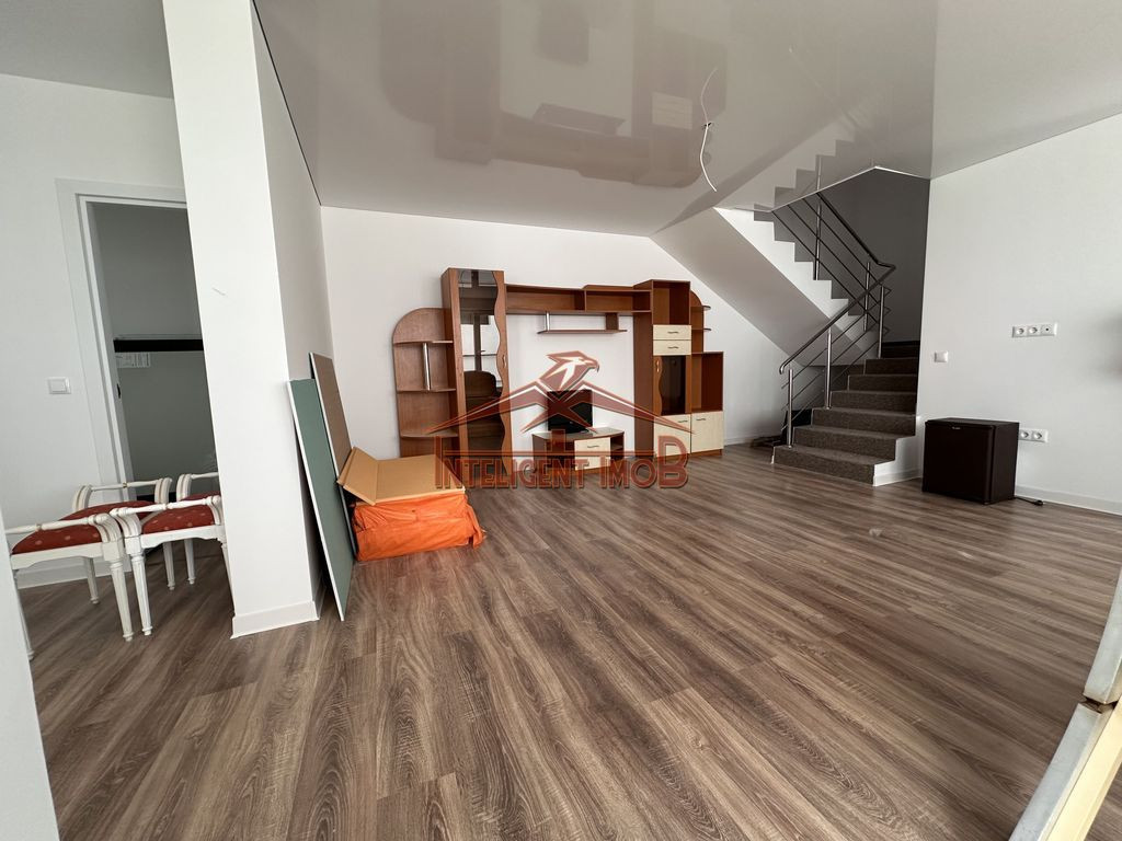 Casa-Duplex LA CHEIE in Selimbar zona Triajului COMISION 0%