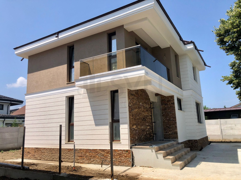 Vila Cernica cu pompe de caldura si panouri fotovoltaice