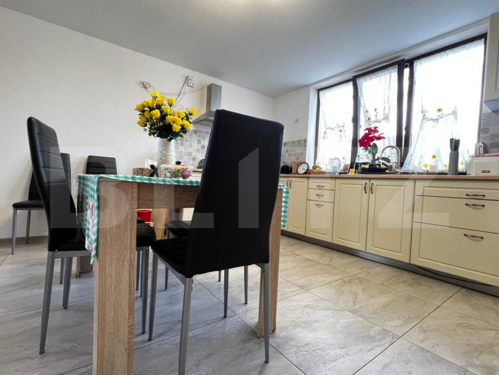 Individuala frumoasa, proprietate, 6 camere, teren 525 mp,