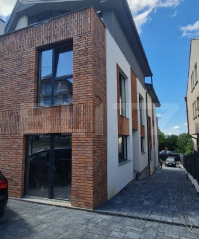 Duplex semifinisat de 131 mp in Zorilor