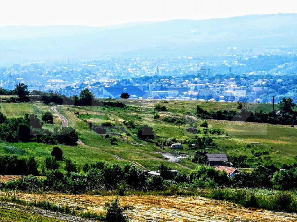 Teren extravilan, 447 mp, zona Lombului