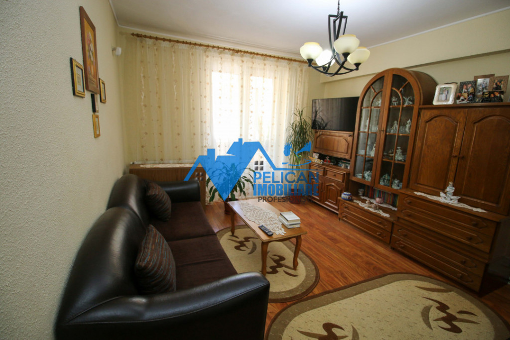 Isaccei, 3 camere, etajul 1