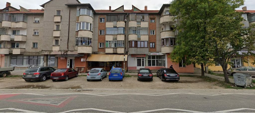 Spatiu comercial Caransebes, jud. Caras Severin - termen ...