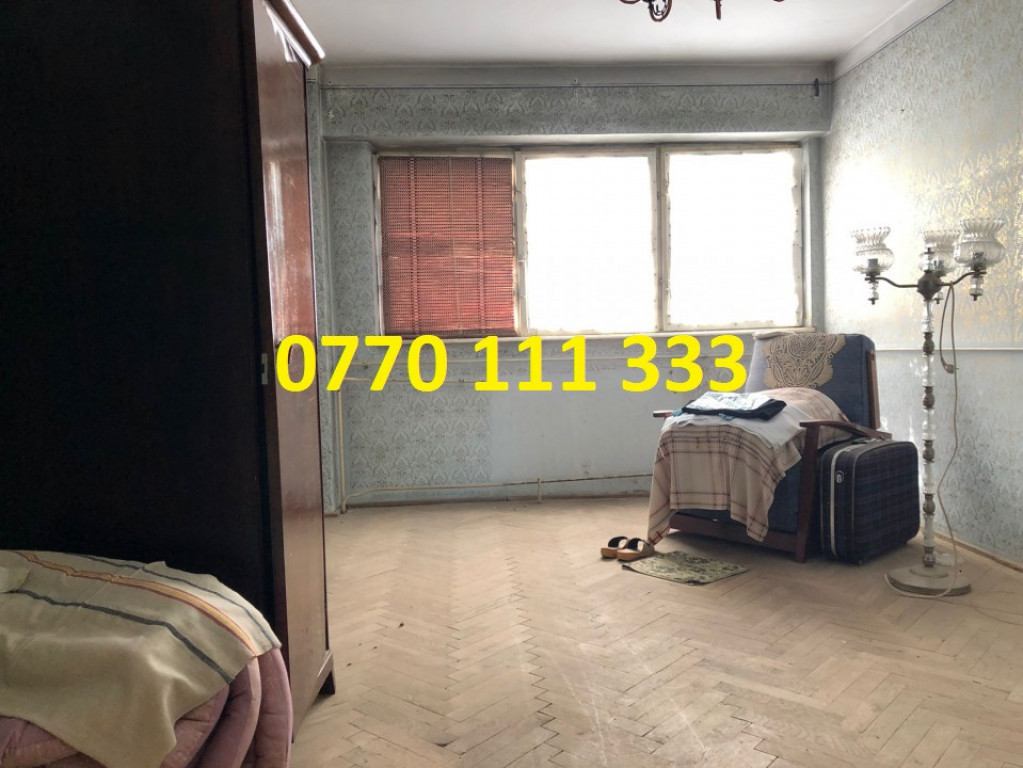 Calarasilor! Apartament 4 camere decomandat! suprafata 93mp