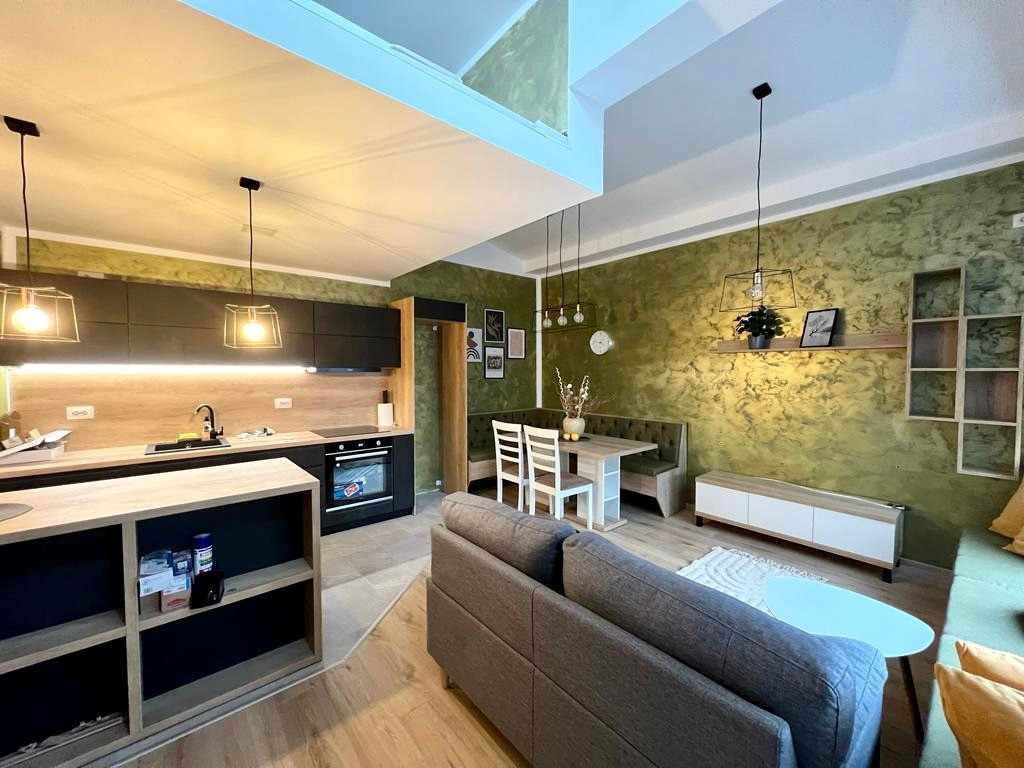 AA/924 Casă singur în curte în Tg Mureș - Tudor