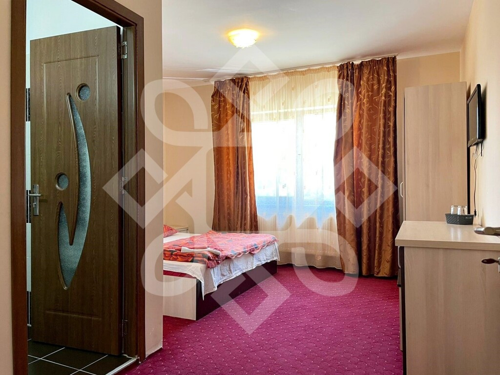 Pensiune cu 7 camere in Baile 1 Mai