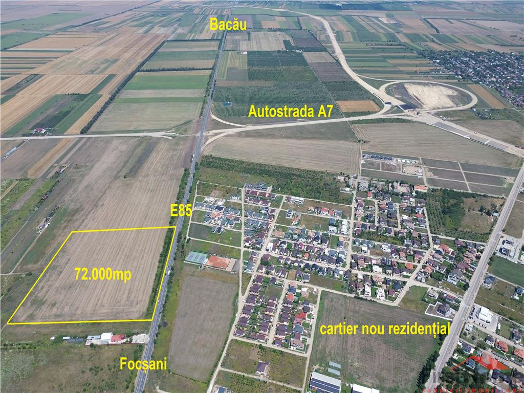 Teren de pe E 85 langa Autostrada A7 Focsani