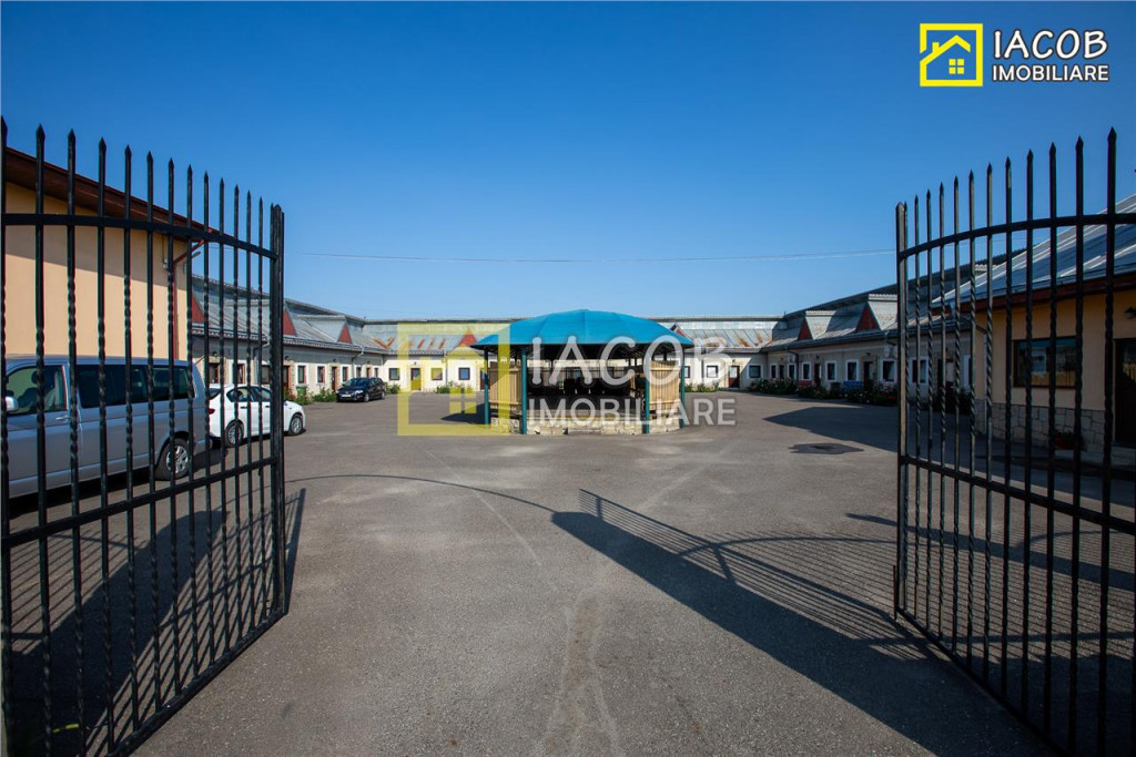 Pensiune cu 15 camere de cazare, restaurant, corpuri adminis