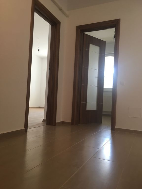 Apartament 2 camere tip studio la cel mai mic pret,metrou...