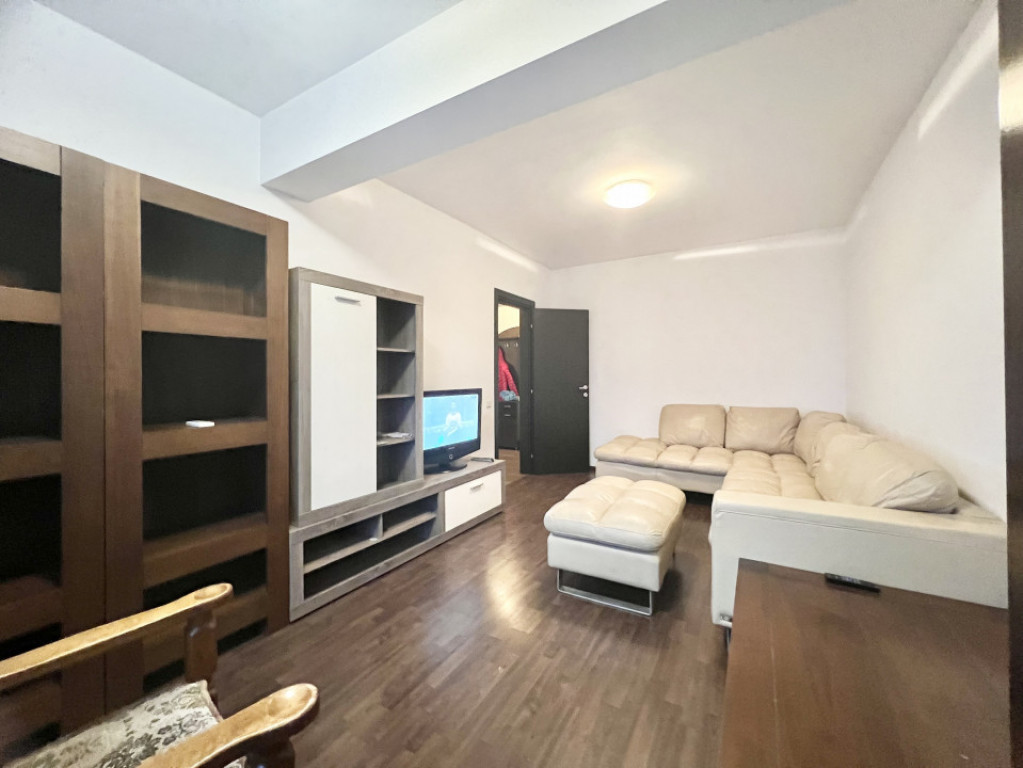 Apartament cu 2 camere decomandat, stradal, in Popesti Leord