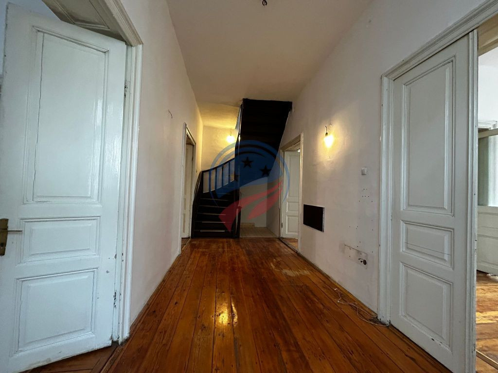 Casa pretabila pentru after-school, clinica medicala- Ult...