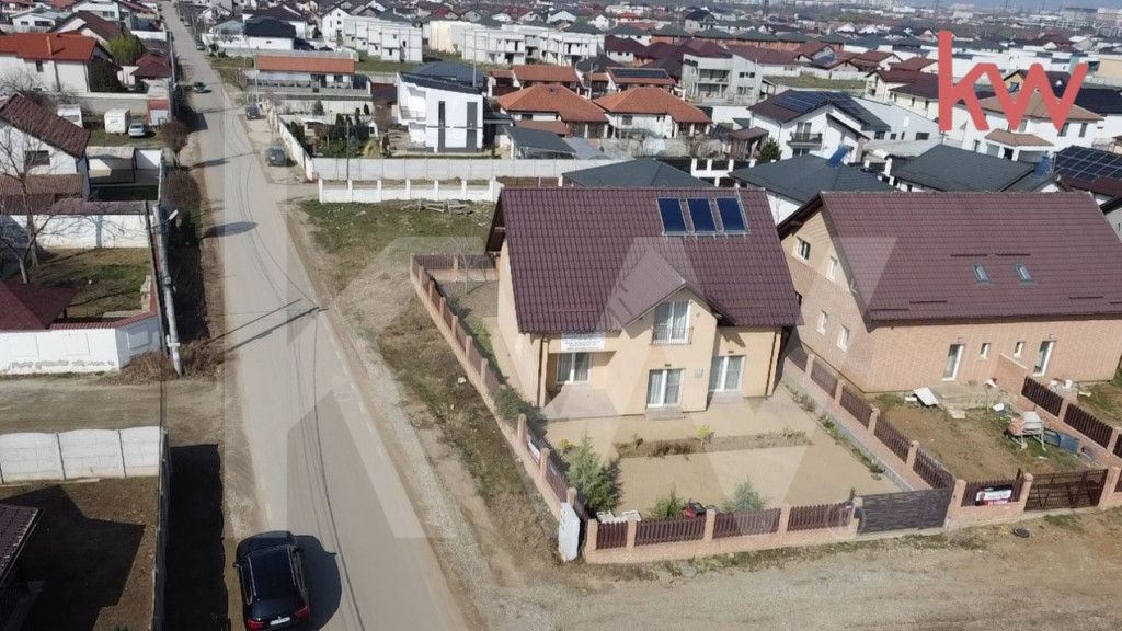 Casa moderna Damila complet mobilata, teren 600 metrii