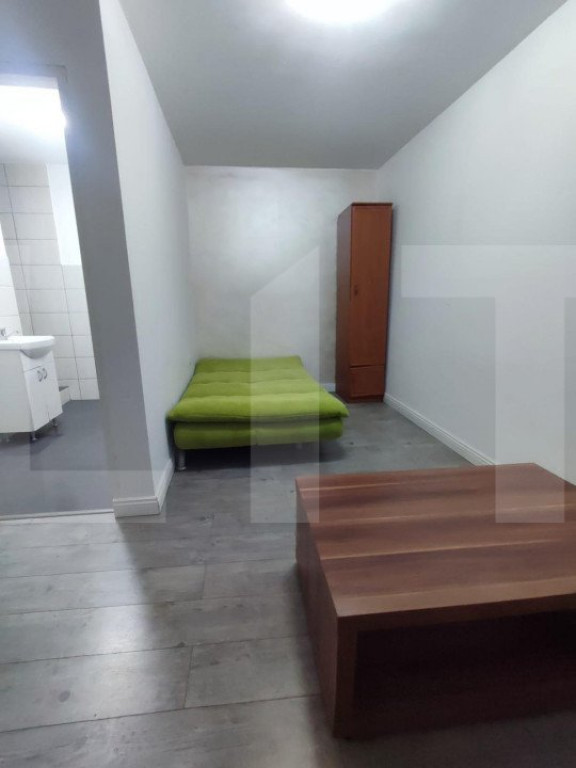 Birou/garsoniera , 20 mp , centrul orasului