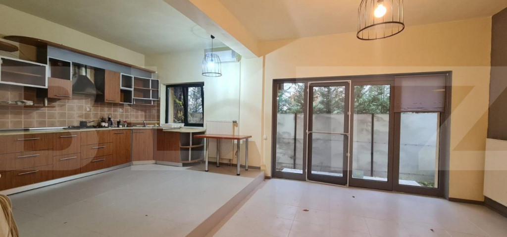 Casa de vanzare in Andrei Muresanu