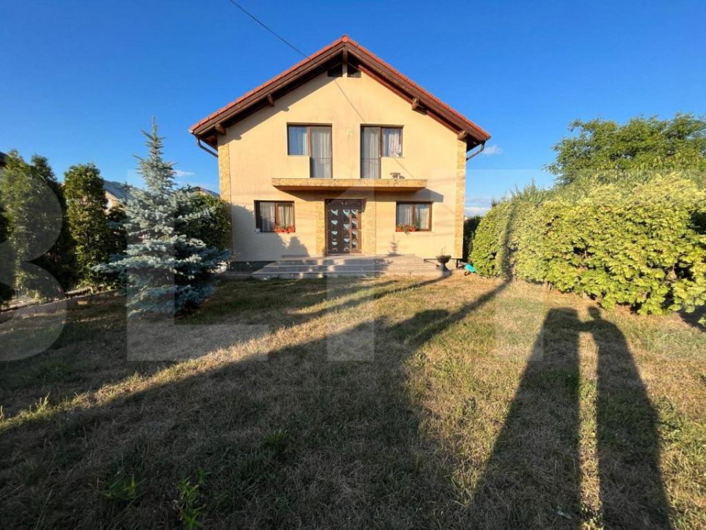 Casa la cheie, 280 mp utili, teren 1400 mp, Apahida