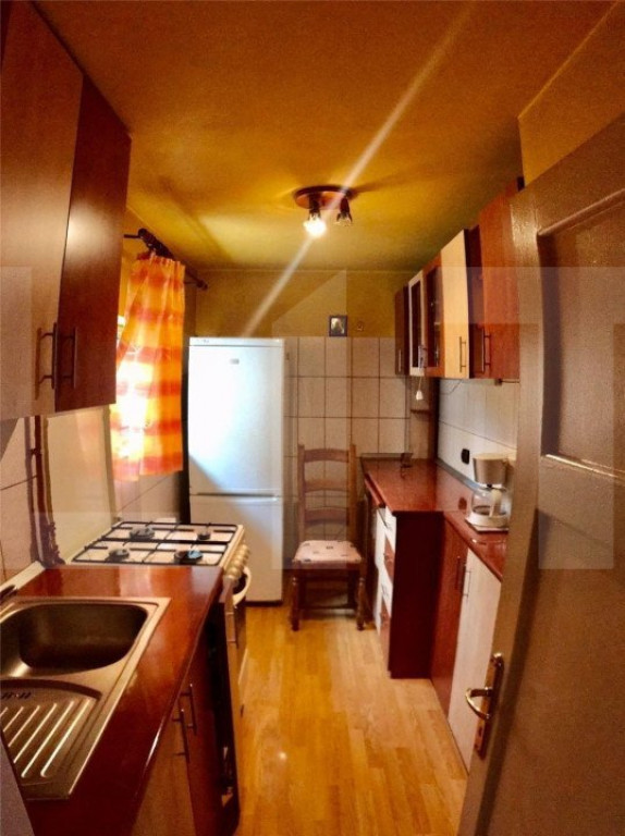 Apartament 3 camere, 46,88 mp, Central