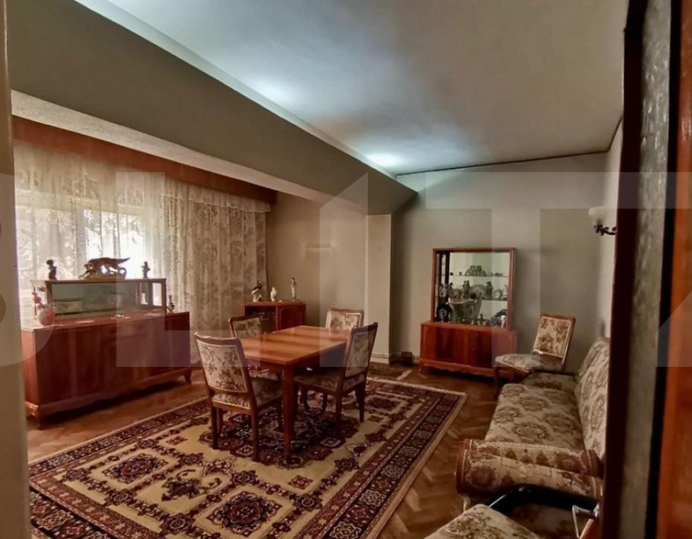 Apartament cu 4 camere, 101 mp, decomandat, Ploiesti Sud