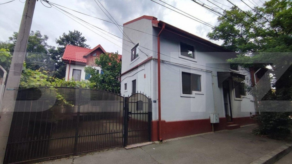 Casa 7 camere, 280mp, zona Brazda lui Novac