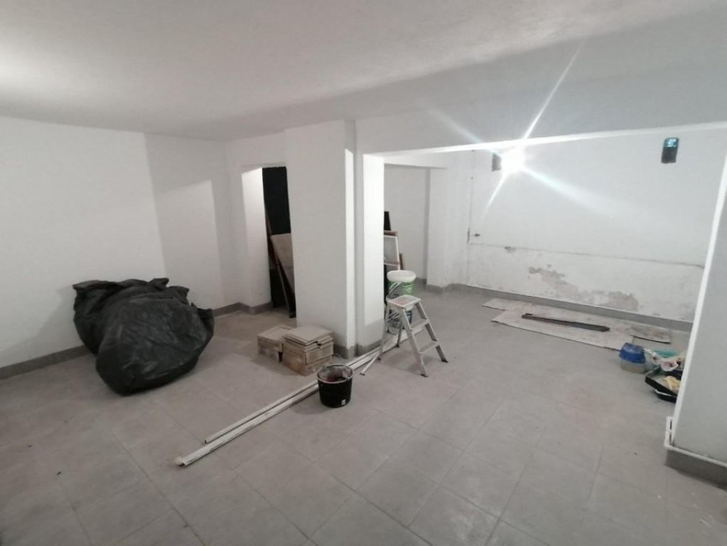 Spatiu depozitare la demisol 29 mp - zona Cotroceni