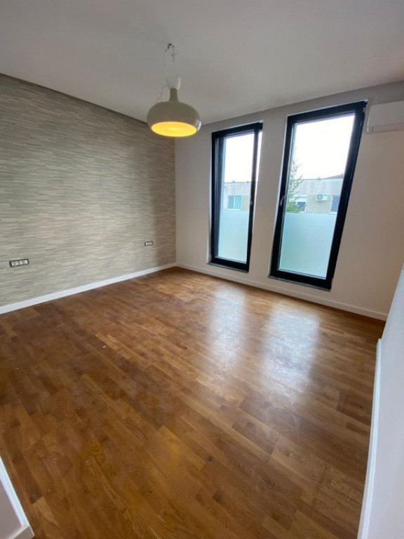 Casa individuala moderna, 5 camere, 140 mp, zona Pipera- COM