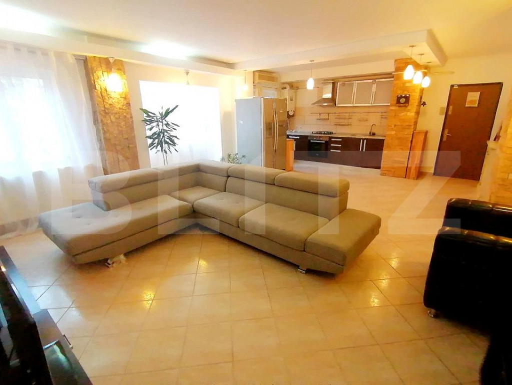 Apartament de 3 camere, centrală termică, prima închirier