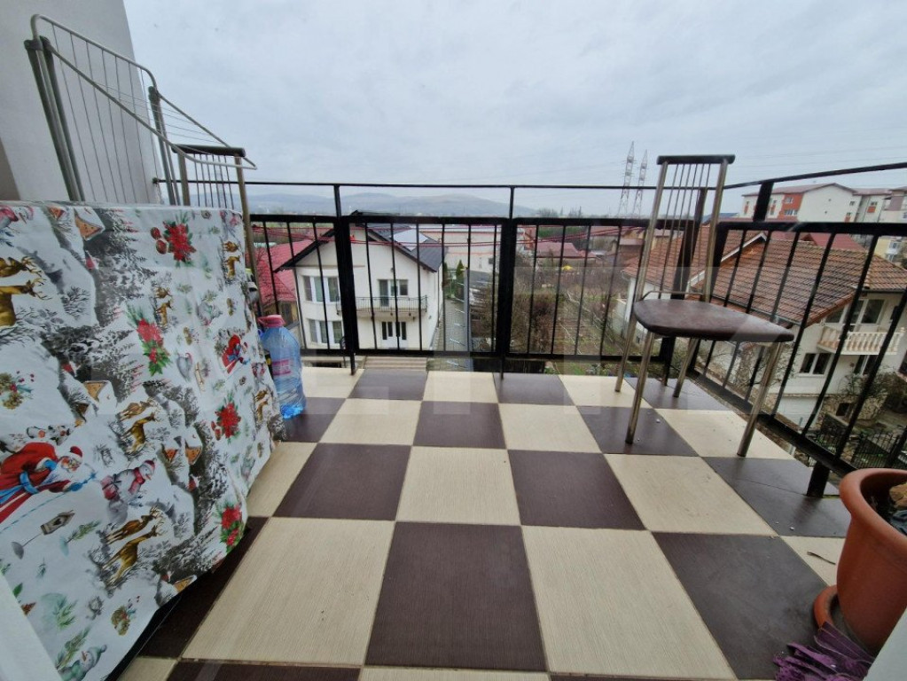 Apartament 2 camere, decomandat, 48mp, etaj 3, zona Ampoi