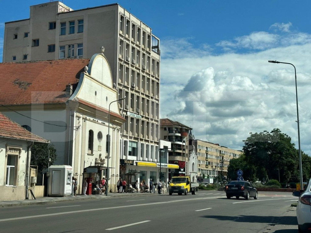 Spatiu comercial ultracentral 300mp utili