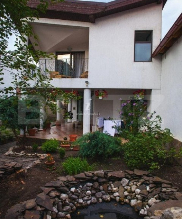 Casa / Vila, 240 mp, zona Cristian Brasov