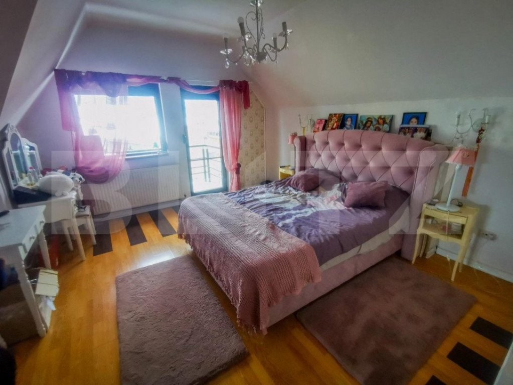 Casă deosebită în Sânpetru, 270 mp utili, 4 dormitoare ?